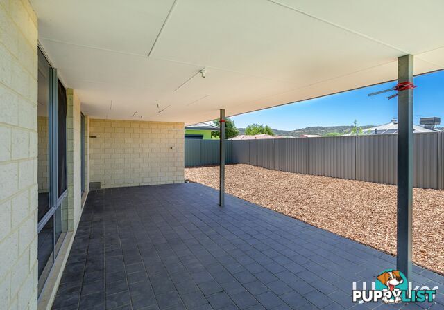 37 Mannikin Way MADDINGTON WA 6109