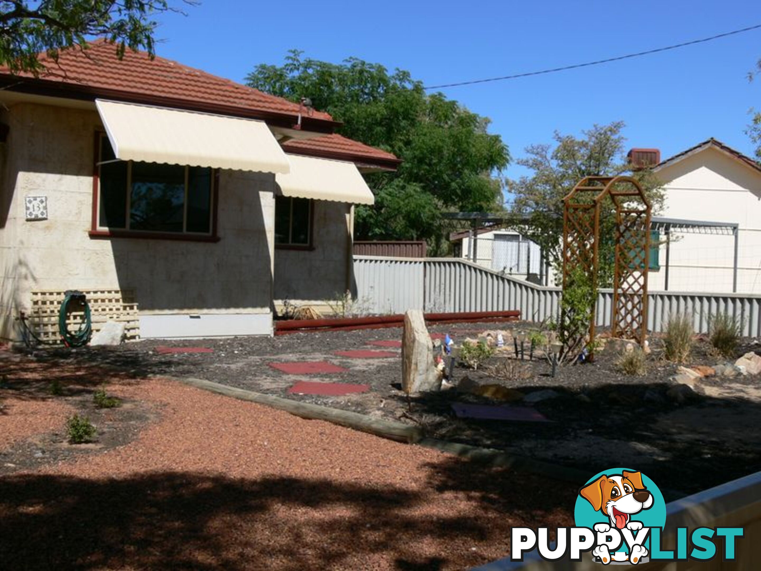 13 Mallard Street MERREDIN WA 6415