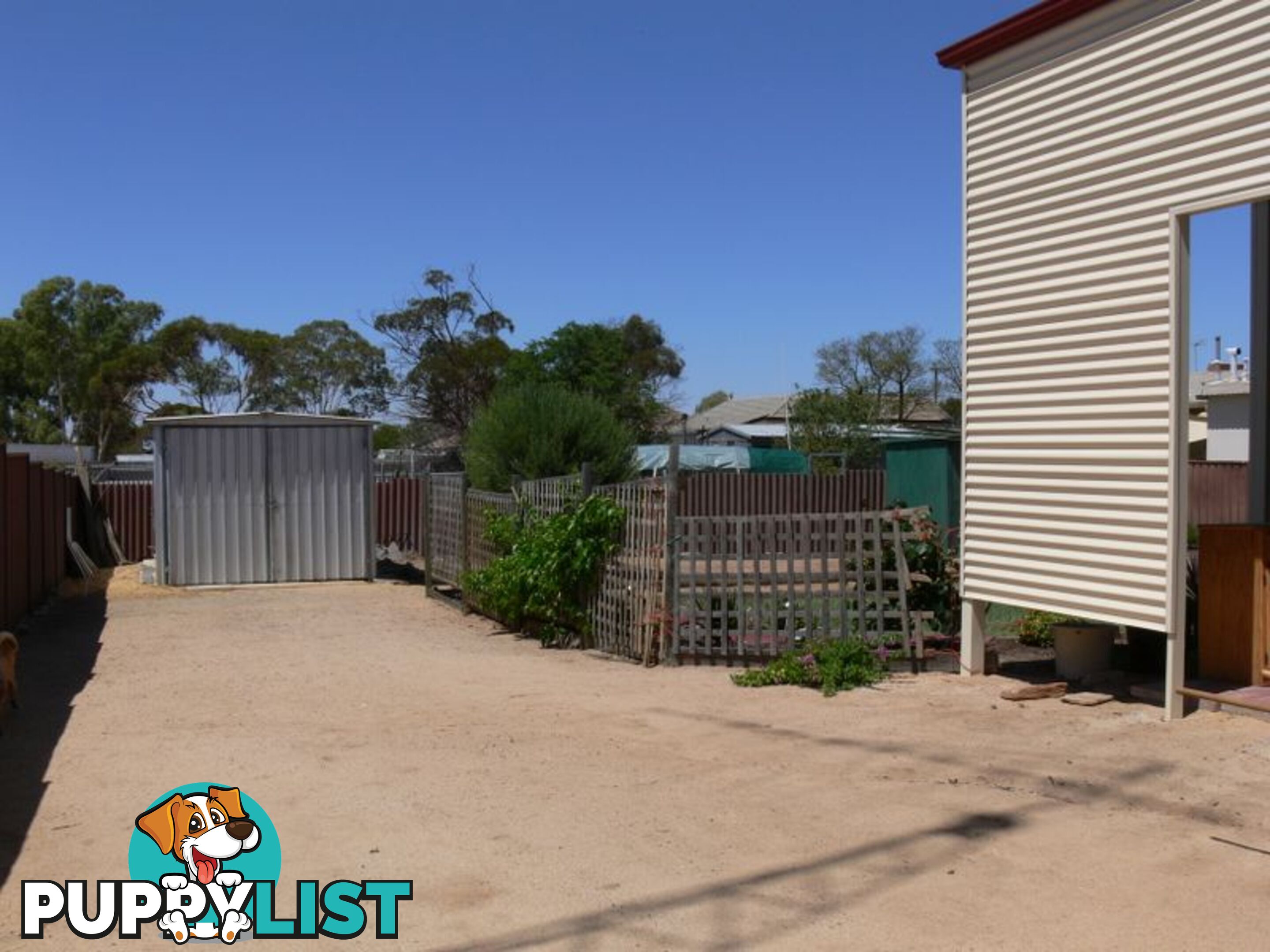 13 Mallard Street MERREDIN WA 6415