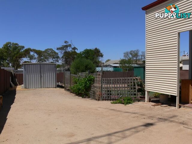 13 Mallard Street MERREDIN WA 6415