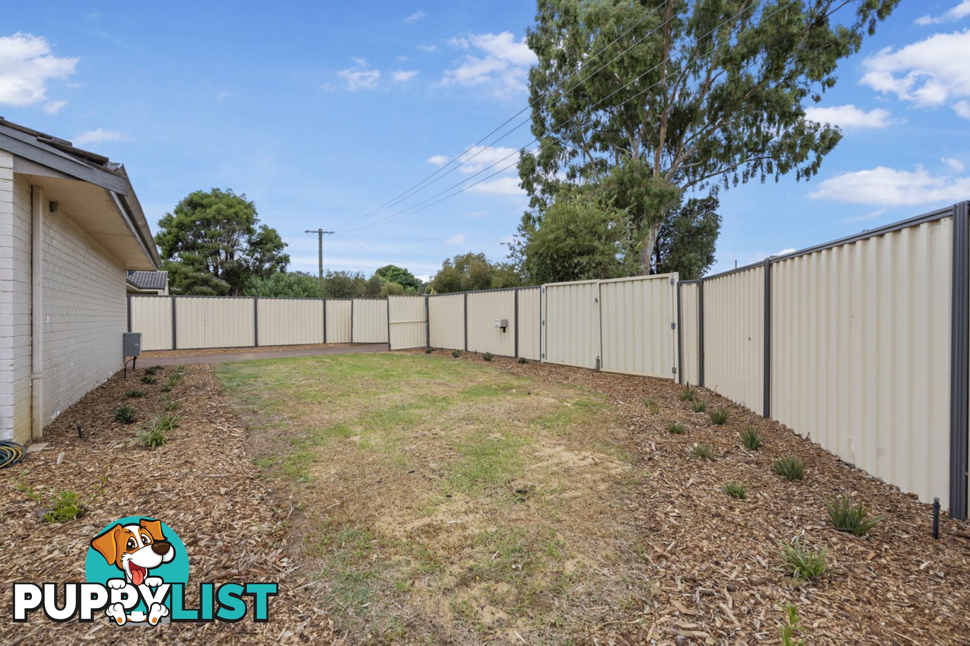 2 Bluegum Close ARMADALE WA 6112