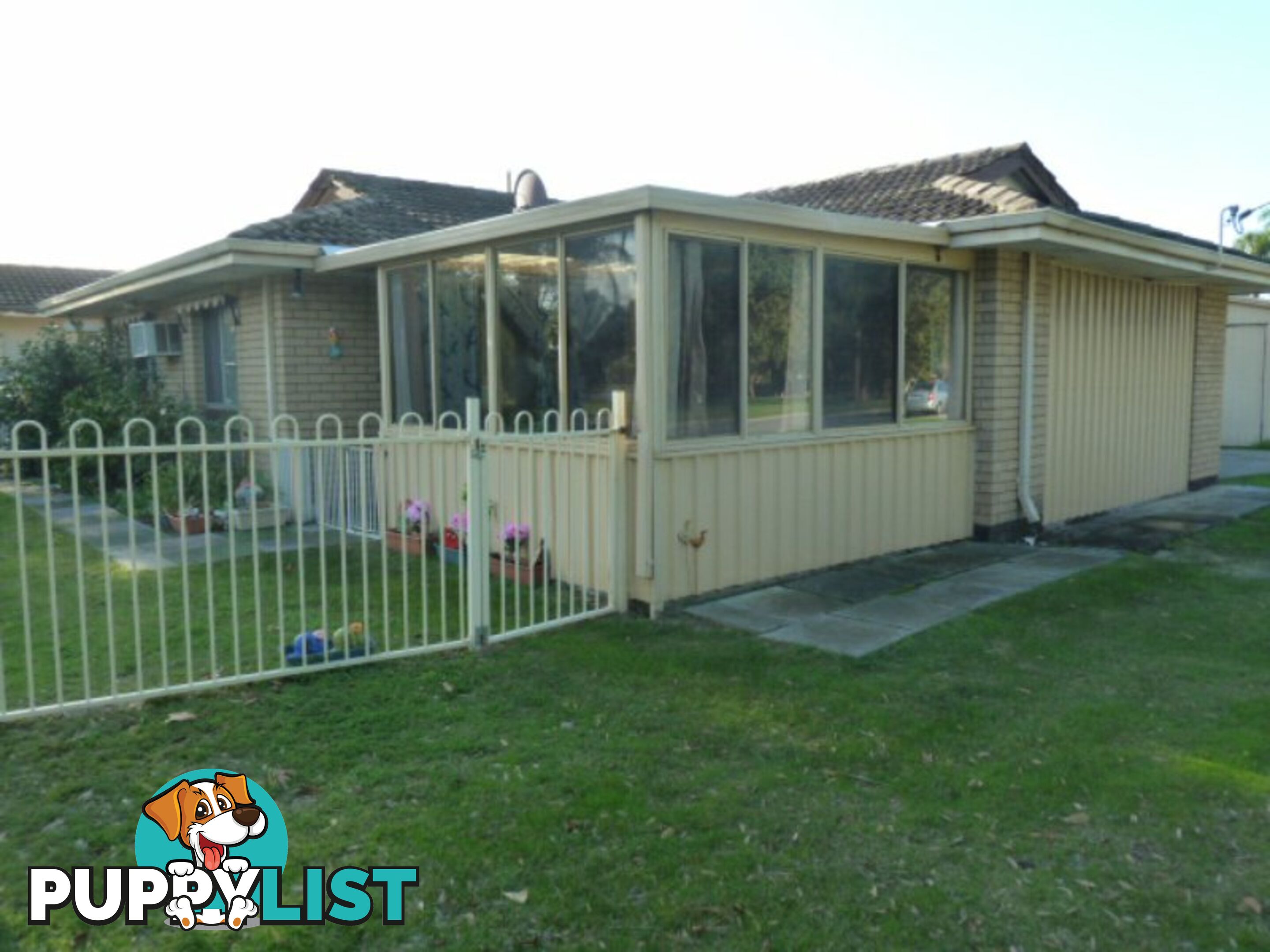 2 Glyndebourne Avenue THORNLIE WA 6108