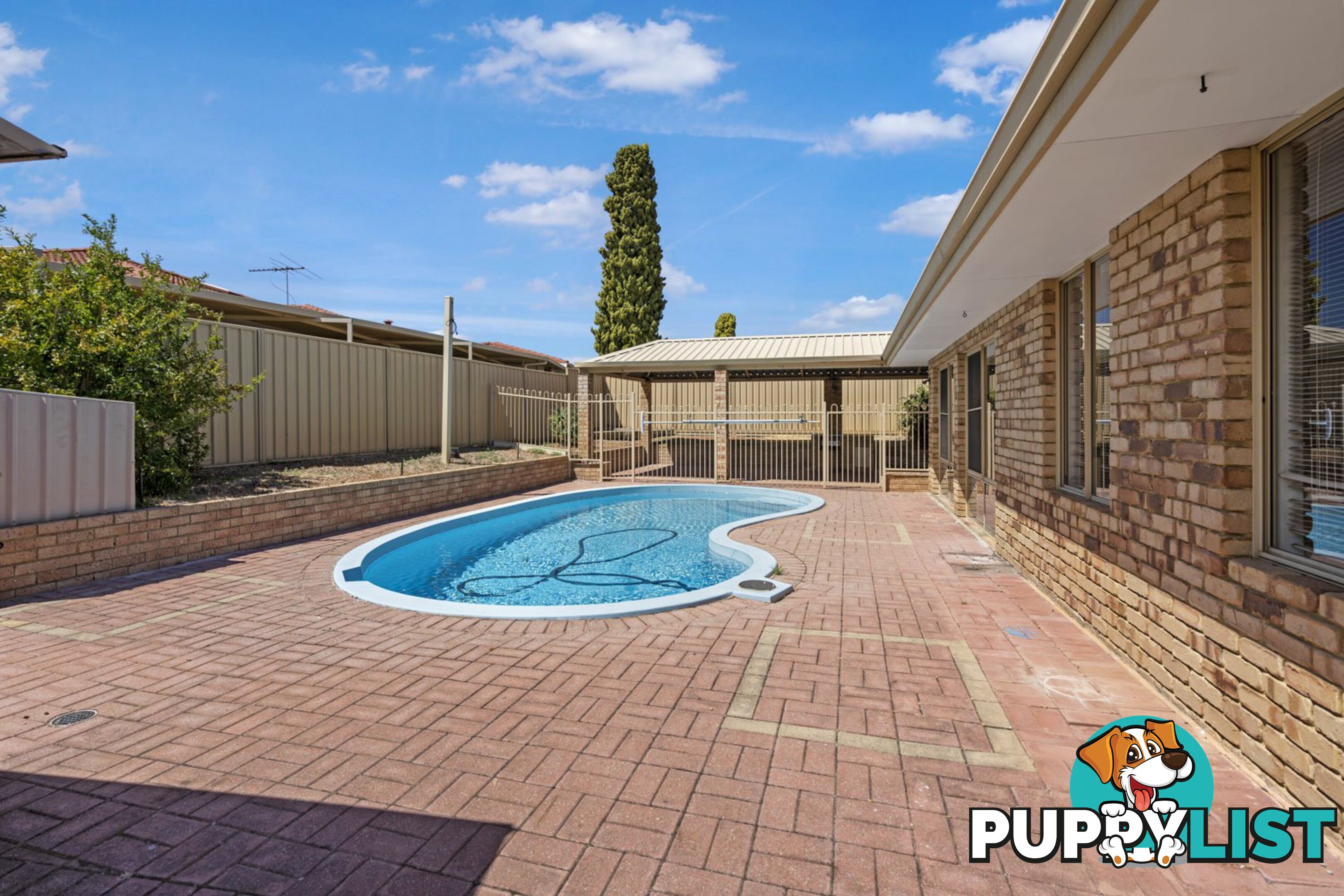 12 Hickory Drive THORNLIE WA 6108