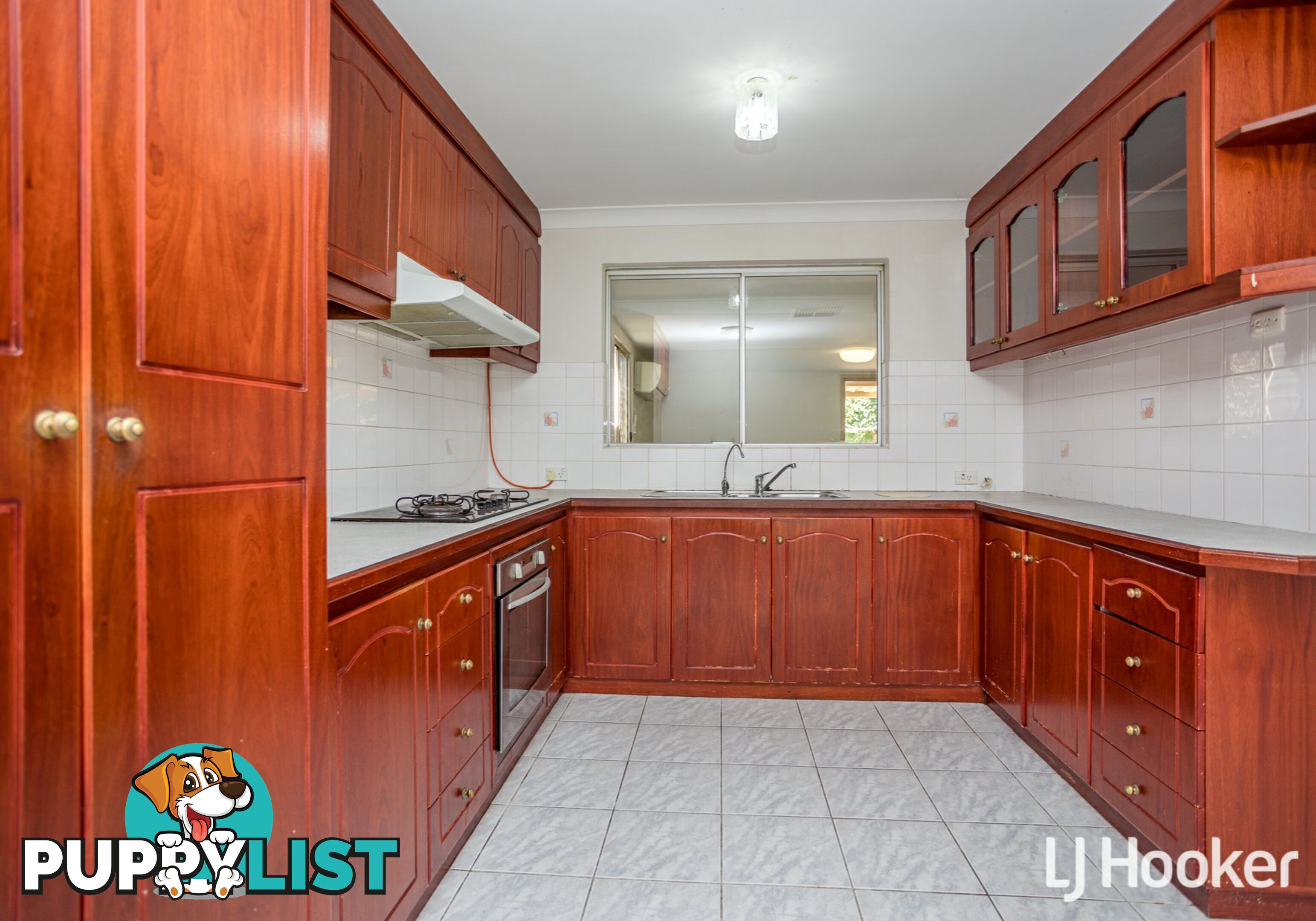 37A Ravenhill Road THORNLIE WA 6108