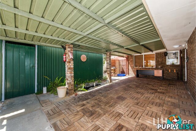 15 Rushbrook Way THORNLIE WA 6108