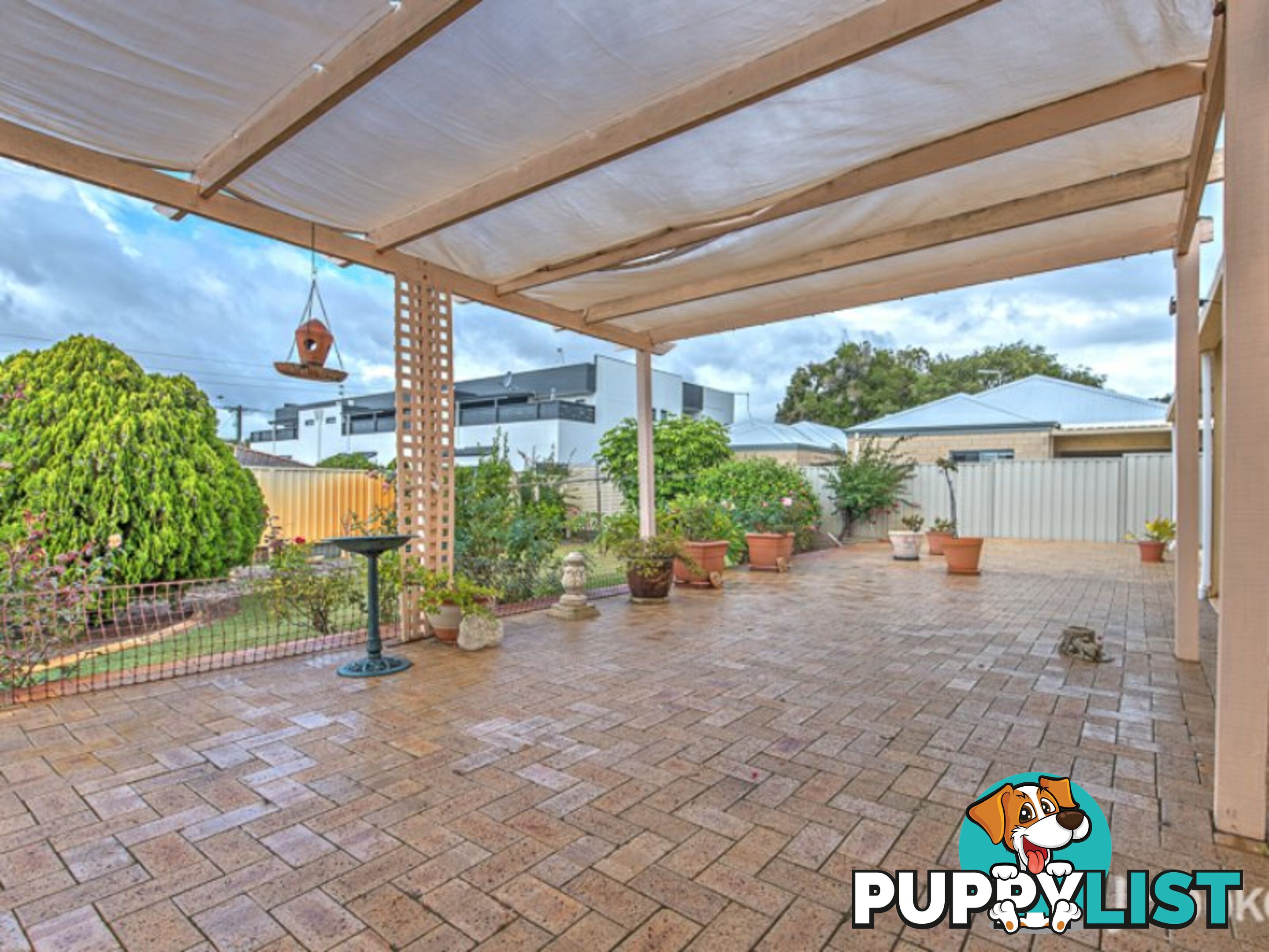 8 Debenham Street THORNLIE WA 6108