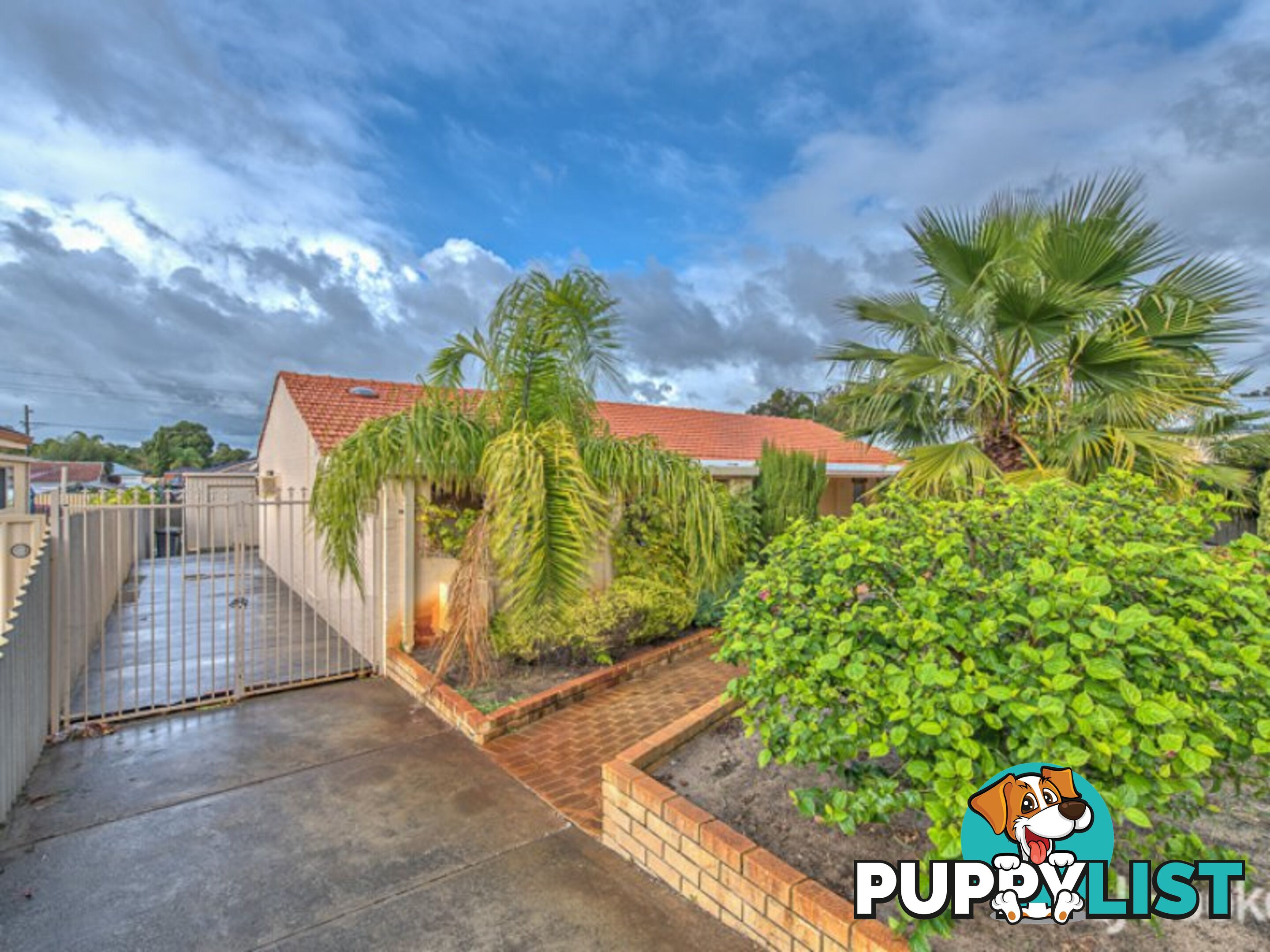 8 Debenham Street THORNLIE WA 6108