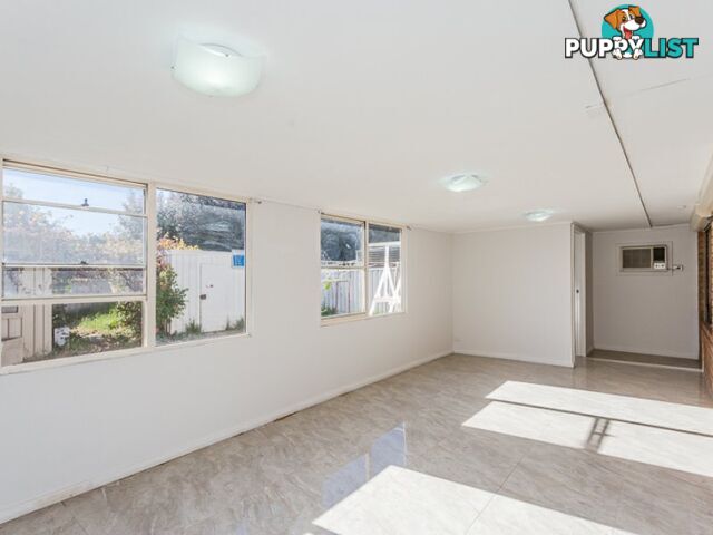 18 Navel Close SEVILLE GROVE WA 6112
