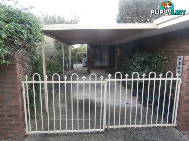 4 Westminster Court ARMADALE WA 6112