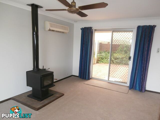 4 Westminster Court ARMADALE WA 6112