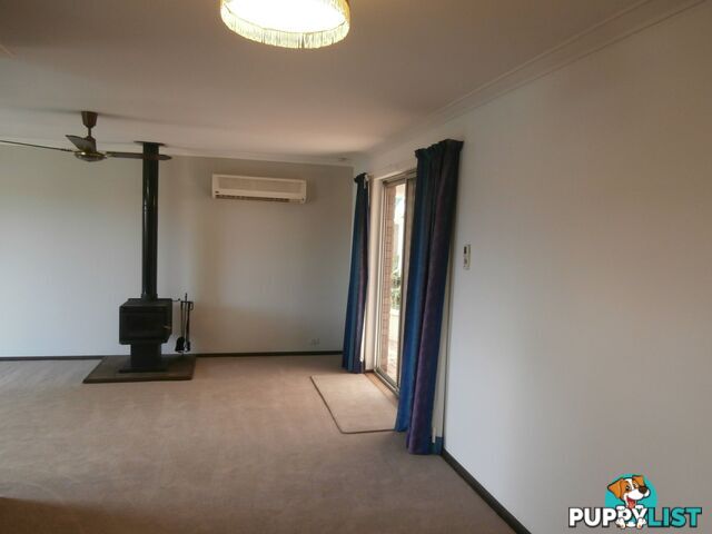 4 Westminster Court ARMADALE WA 6112