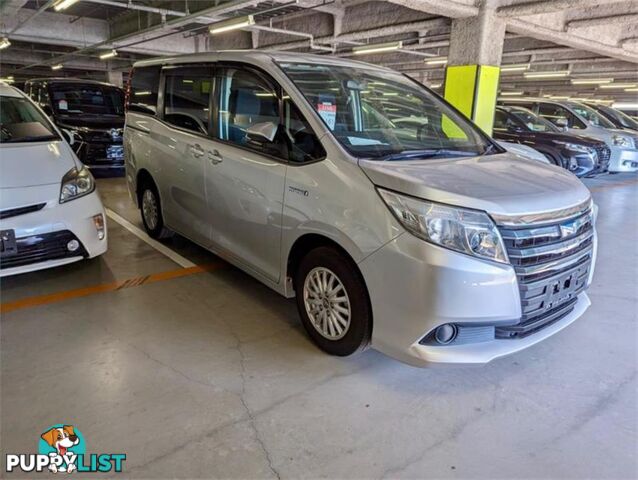 2014 TOYOTA NOAH WAGON HYBRID