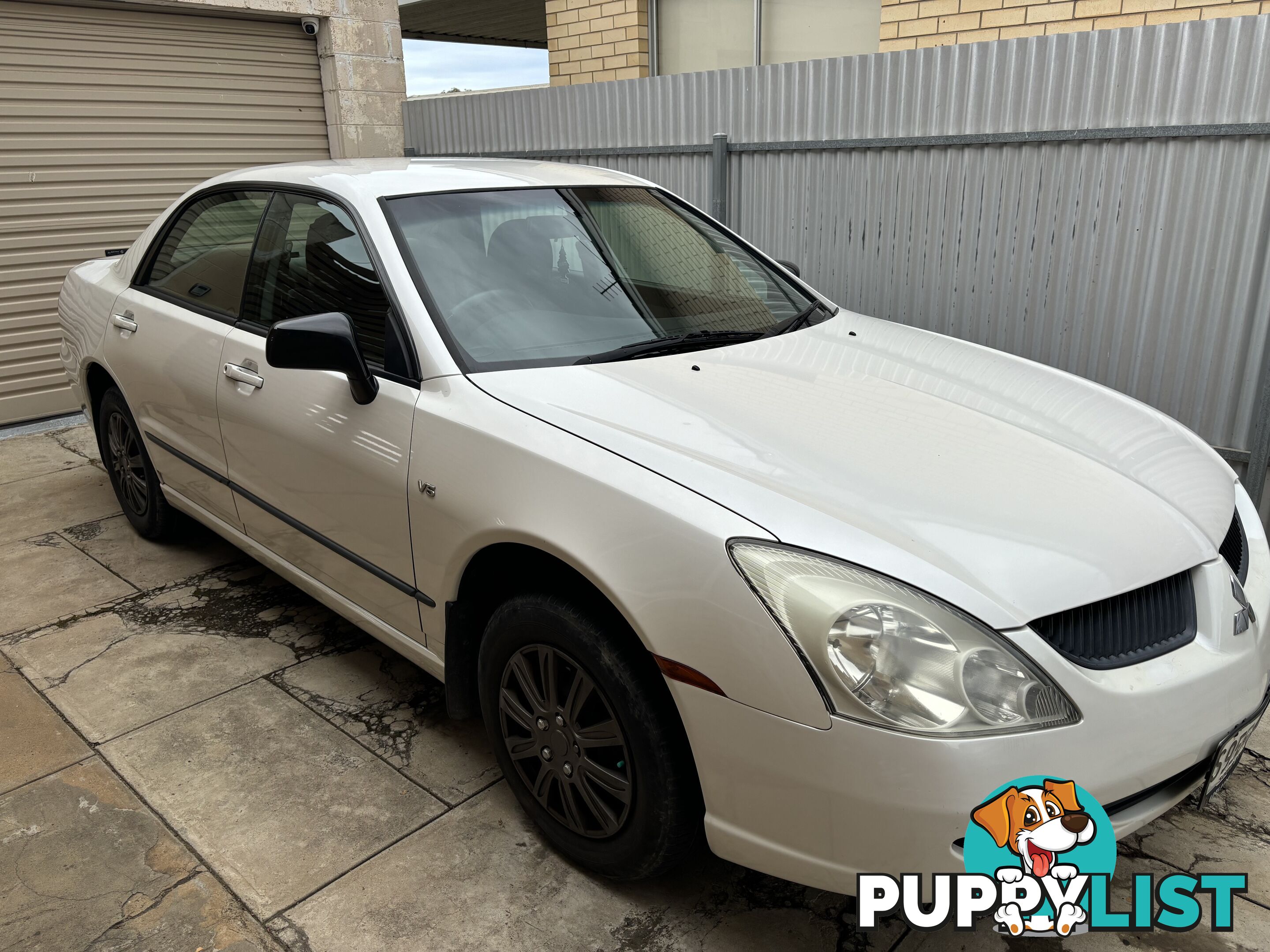 2005 MITSUBISHI MAGNA ES 4 SP AUTO SPORTS MODE 4D SEDAN