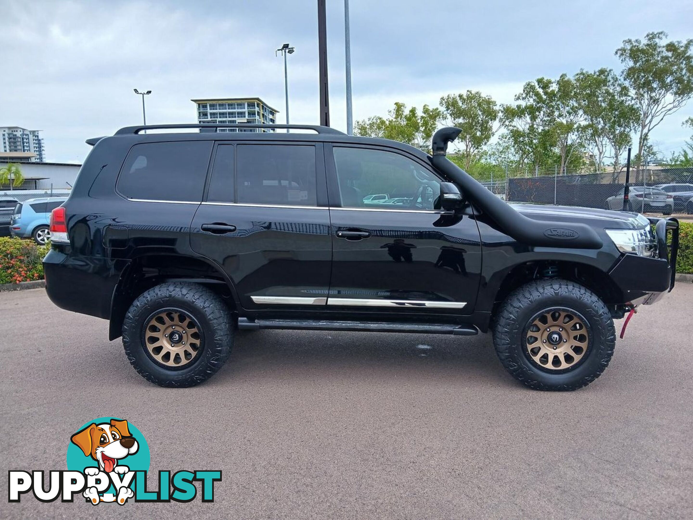 2019 TOYOTA LANDCRUISER SAHARA VDJ200R-4X4-DUAL-RANGE SUV