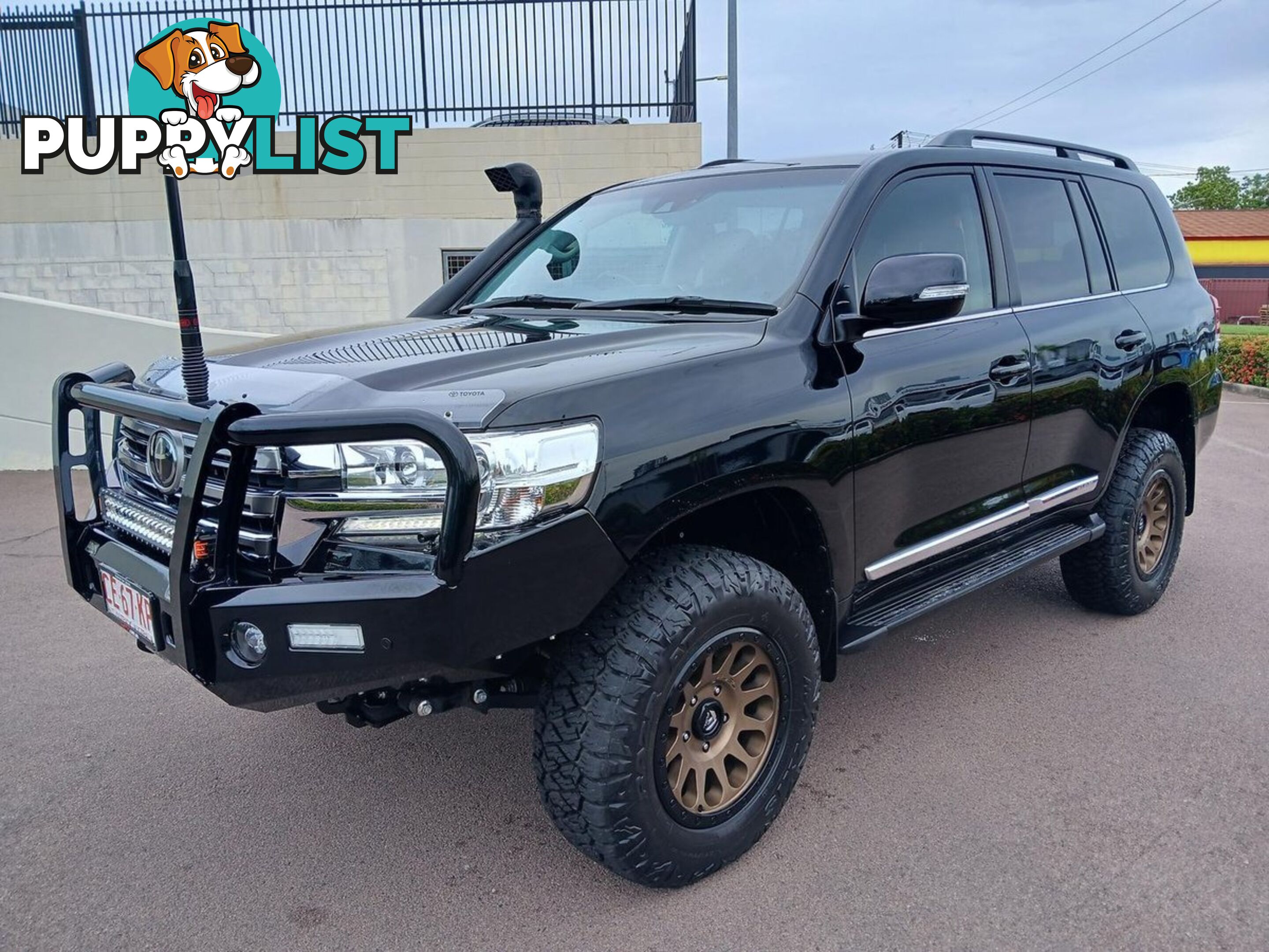 2019 TOYOTA LANDCRUISER SAHARA VDJ200R-4X4-DUAL-RANGE SUV