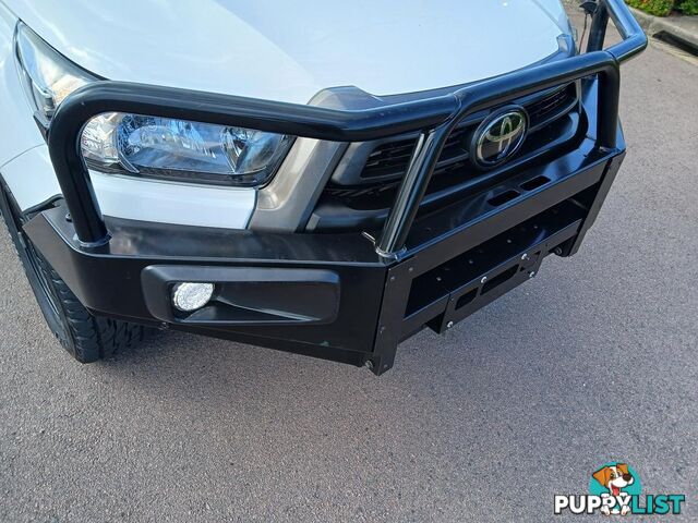 2021 TOYOTA HILUX SR GUN126R-4X4-DUAL-RANGE DUAL CAB CAB CHASSIS