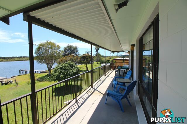 21 Oyster Channel Road YAMBA NSW 2464