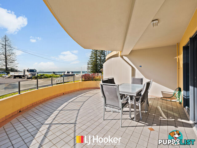 2/4 Queen Street YAMBA NSW 2464