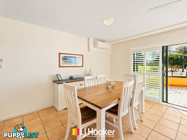 2/4 Queen Street YAMBA NSW 2464