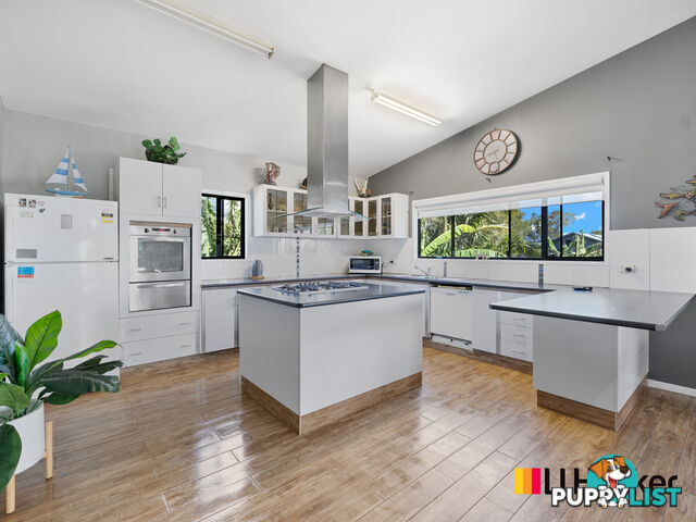 4 Wentworth Street PALMERS ISLAND NSW 2463