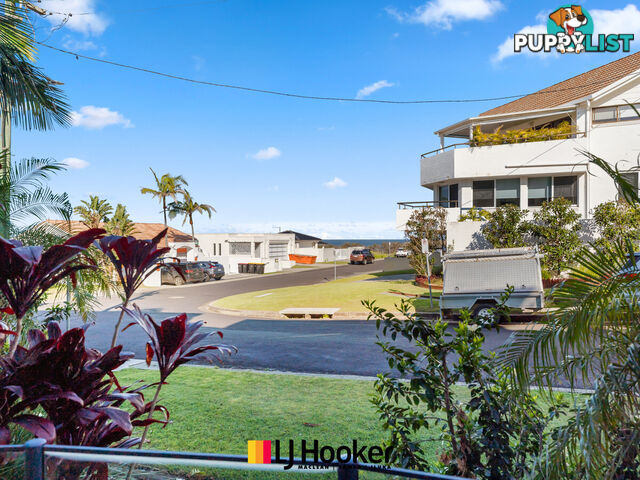 10/4 Queen Street YAMBA NSW 2464