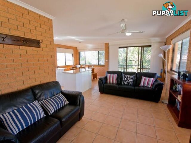 Elsewhere 3/8 Beach Street YAMBA NSW 2464