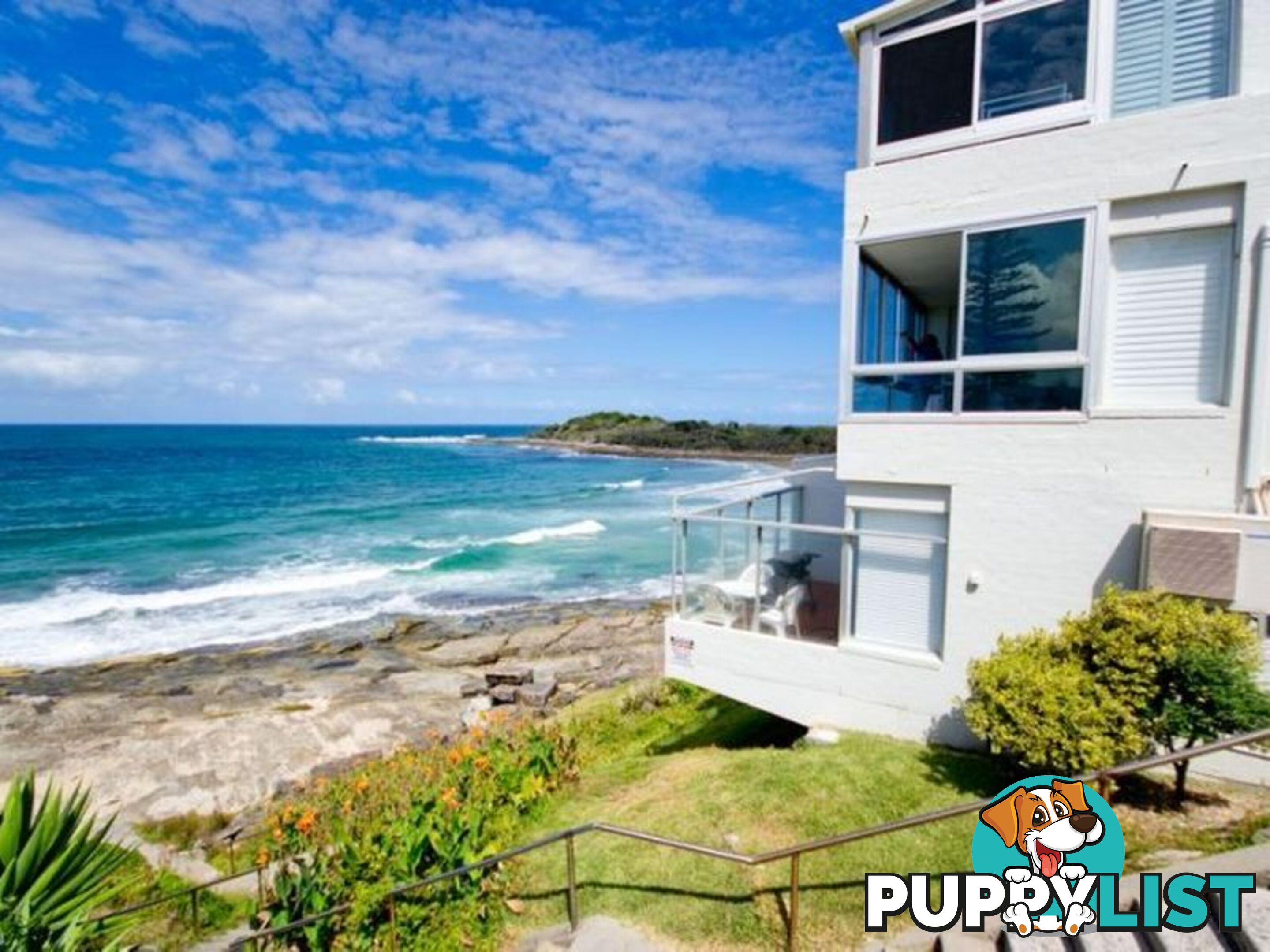 Suncrest 3/2 Ocean Street YAMBA NSW 2464