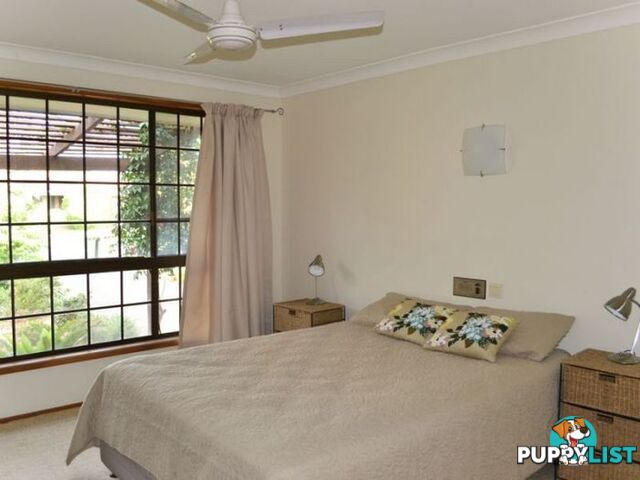 Sea Cubby/41 Melaleuca Drive YAMBA NSW 2464