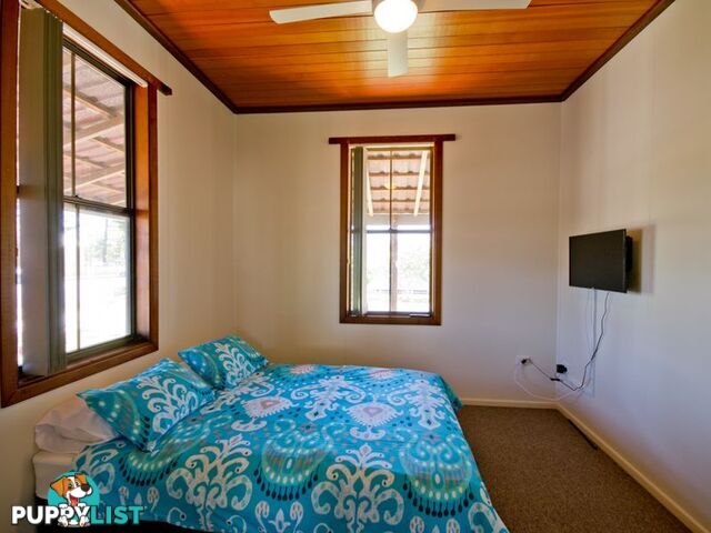 Cottage on River/2 River Street YAMBA NSW 2464