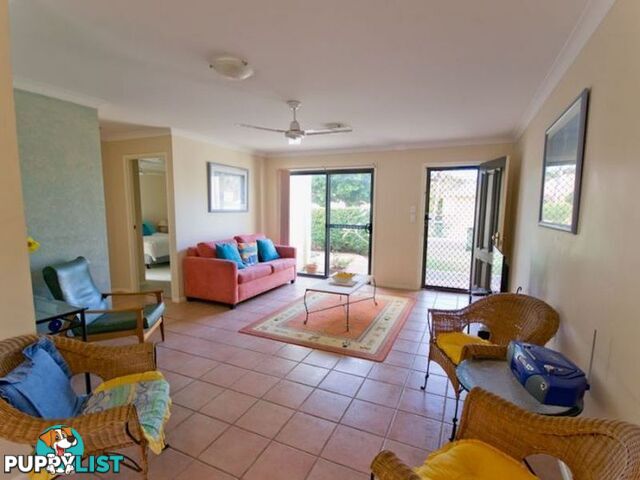 Sirocco 2/17 Beachside Way YAMBA NSW 2464