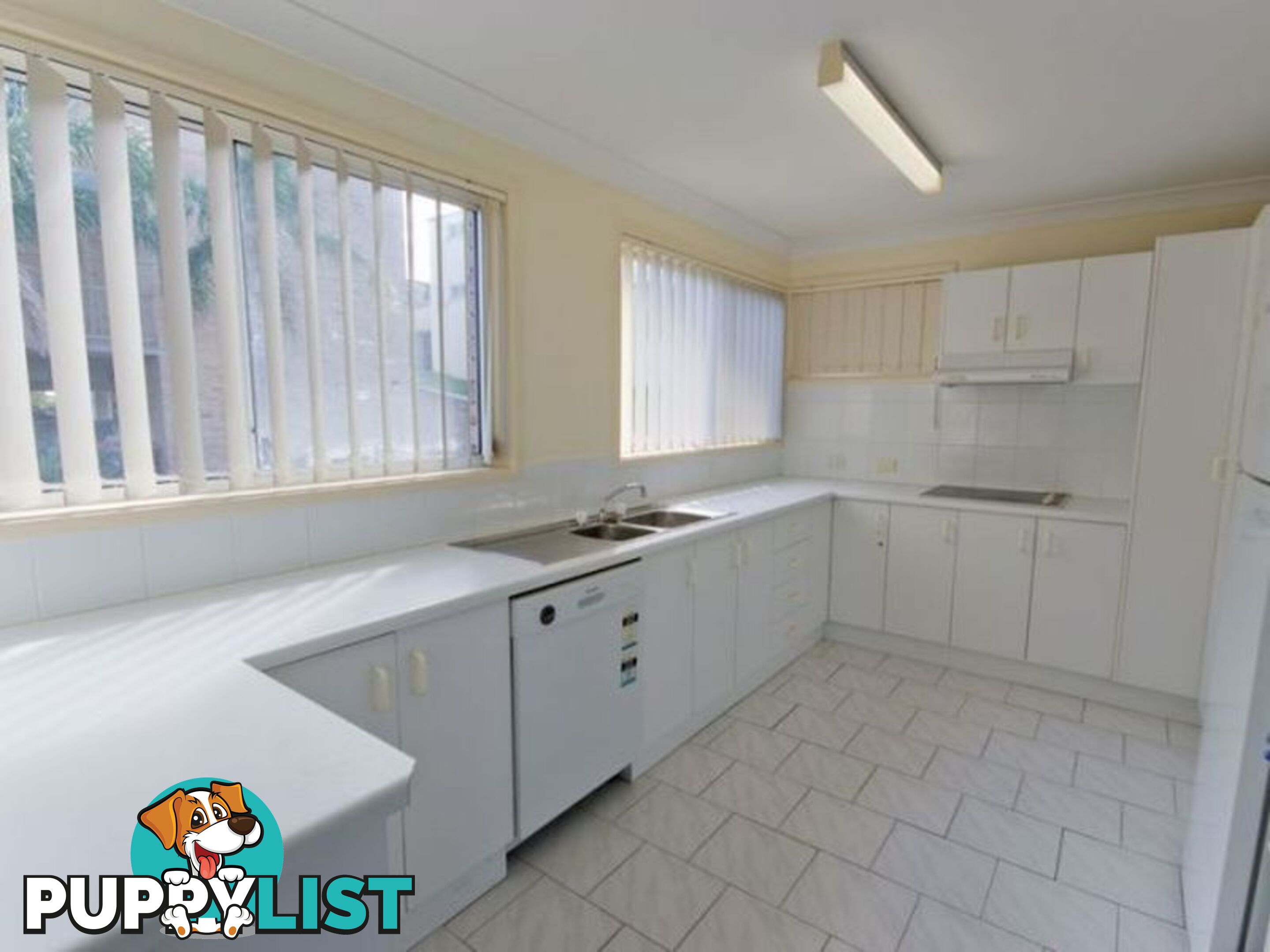 Unit 1/6 Convent Lane YAMBA NSW 2464