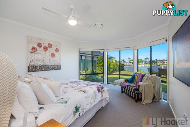 14 Edgewater Close YAMBA NSW 2464