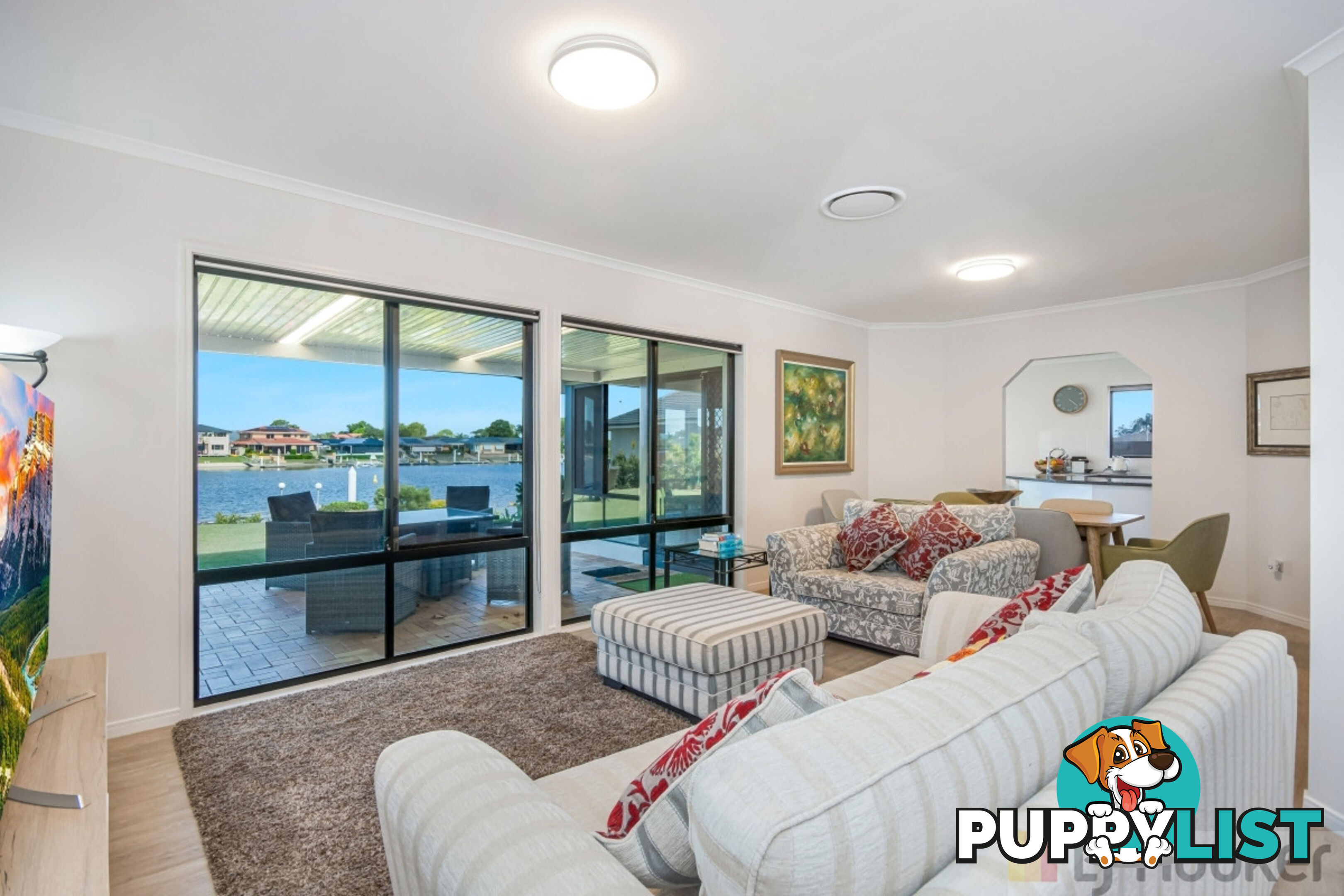 14 Edgewater Close YAMBA NSW 2464