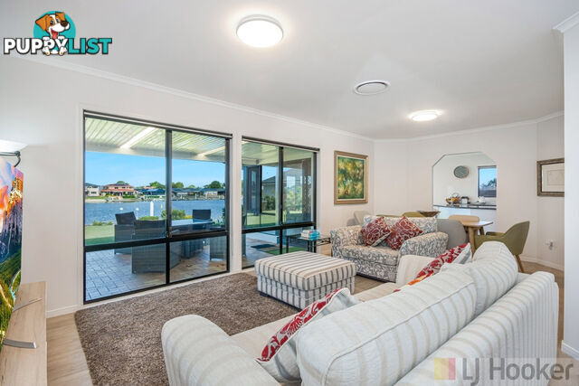 14 Edgewater Close YAMBA NSW 2464