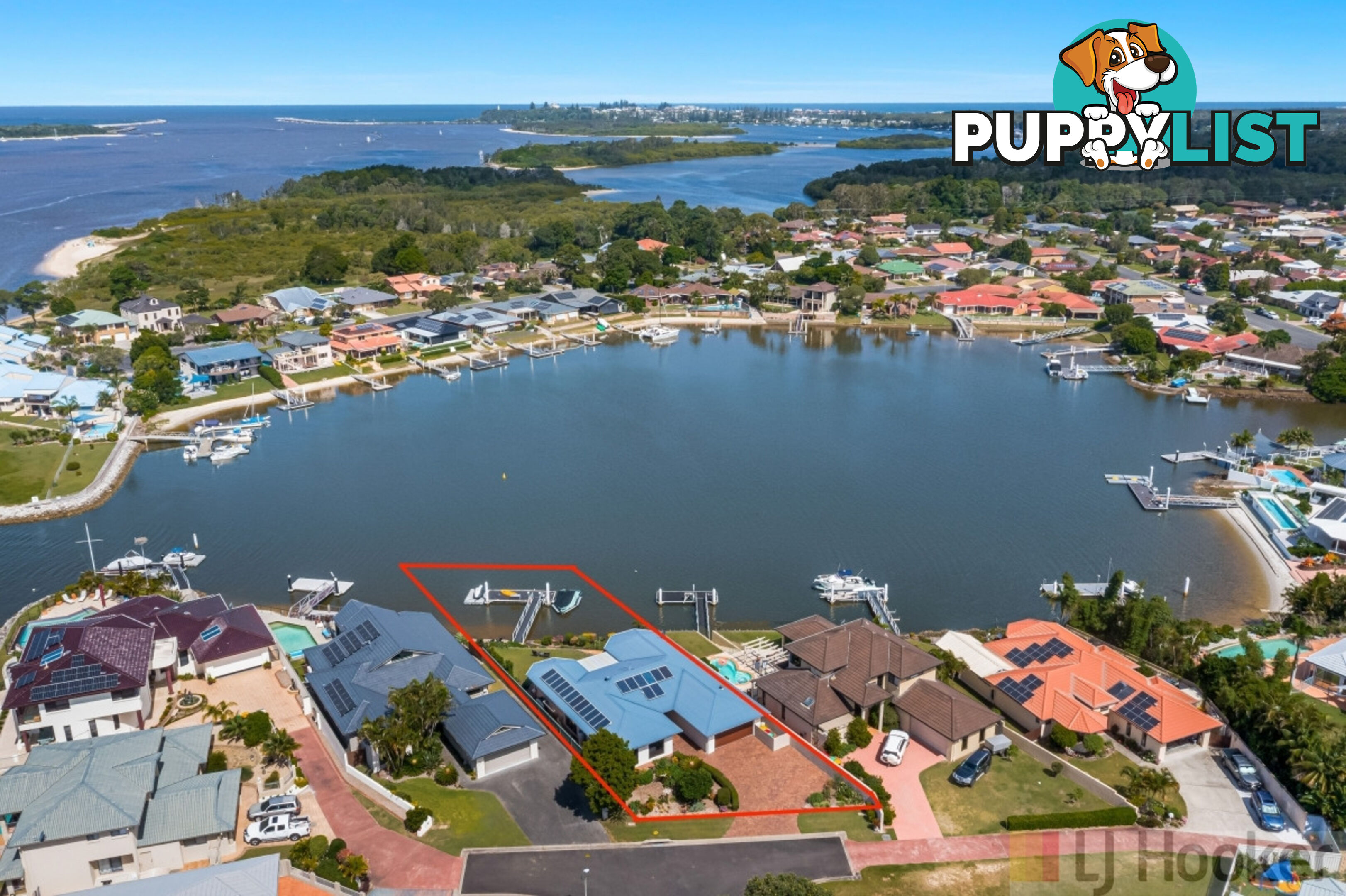 14 Edgewater Close YAMBA NSW 2464