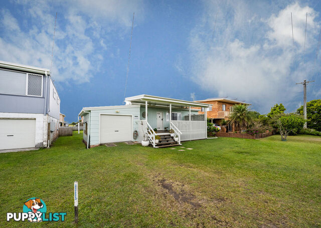 25 Honeysuckle Street BROOMS HEAD NSW 2463