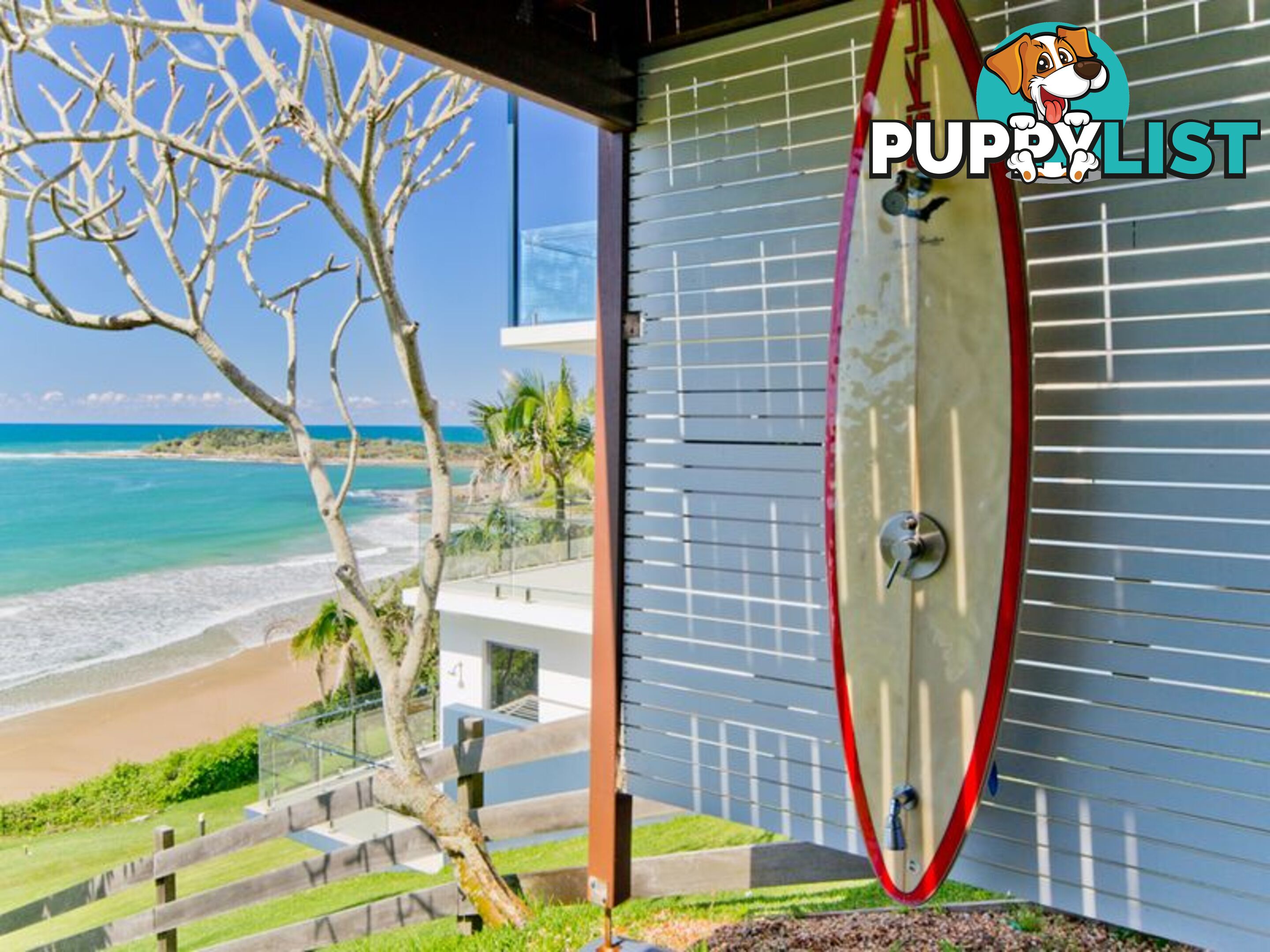 Beach Shack on Main/6 Pilot Street YAMBA NSW 2464