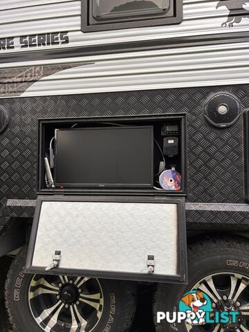 Caravan QUAD bunk 2017 Condor signature series