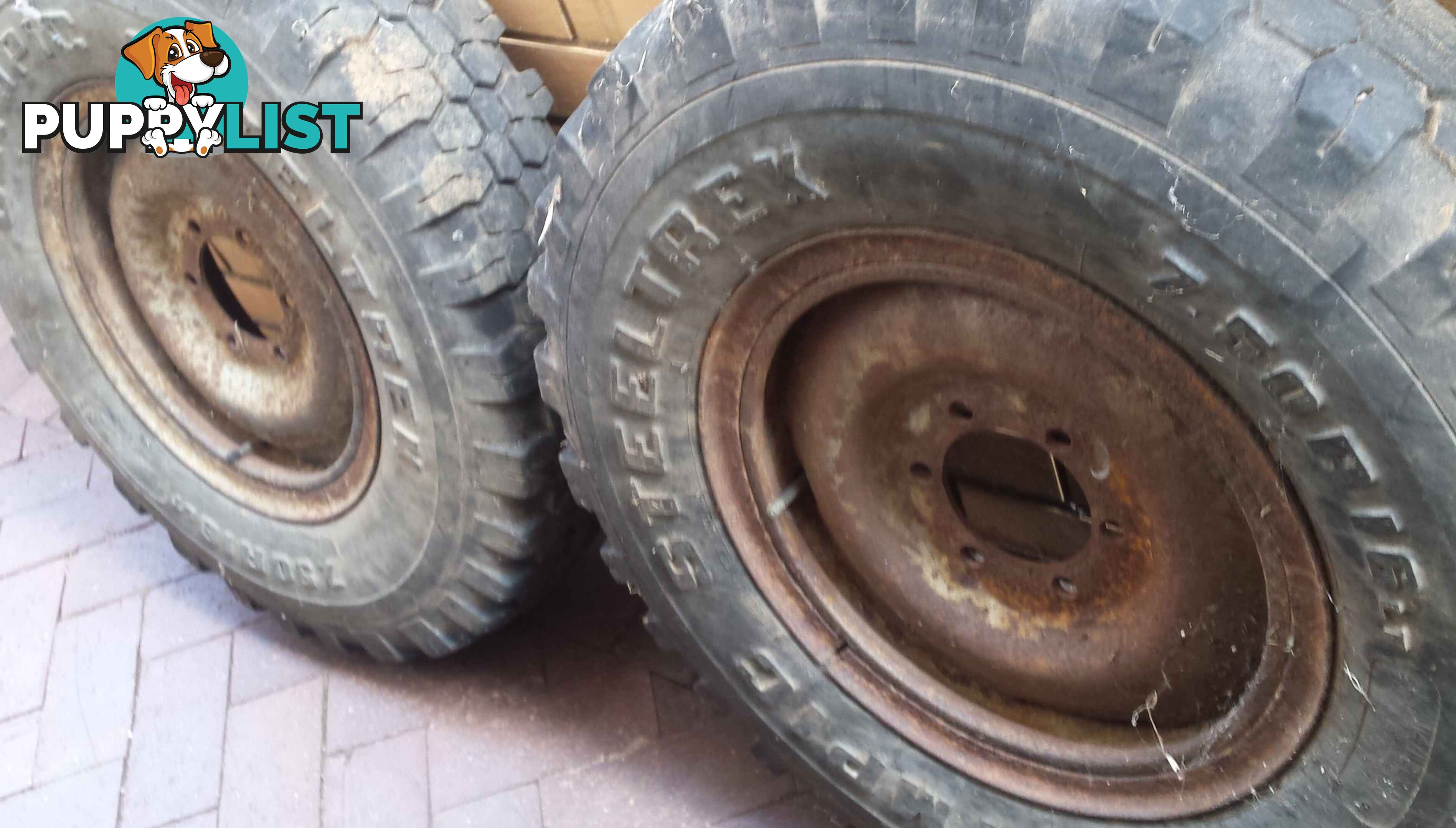 Land Cruiser Split rim wheels