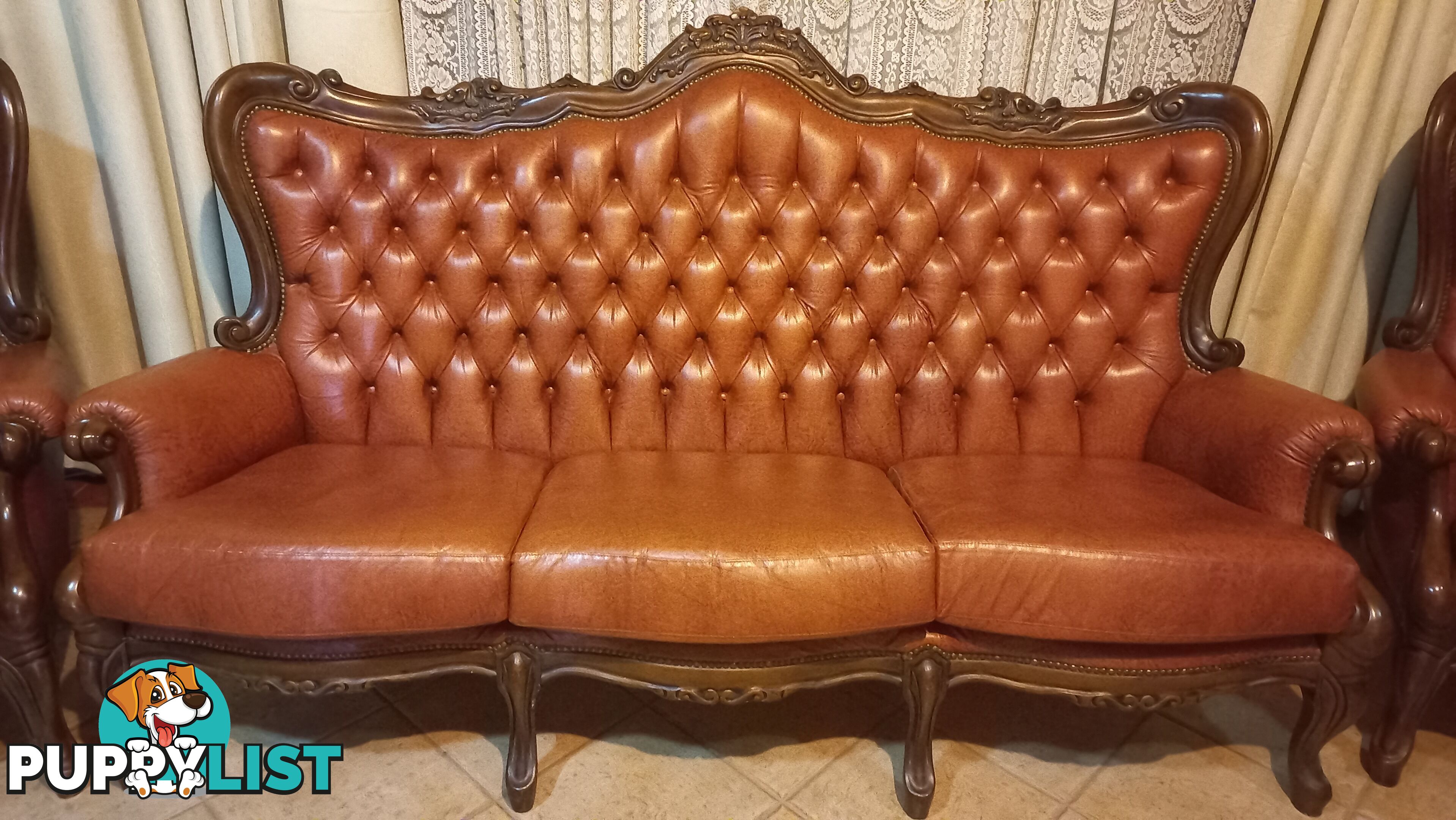 Retro Leather Lounge