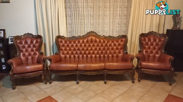 Retro Leather Lounge