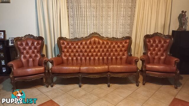 Retro Leather Lounge