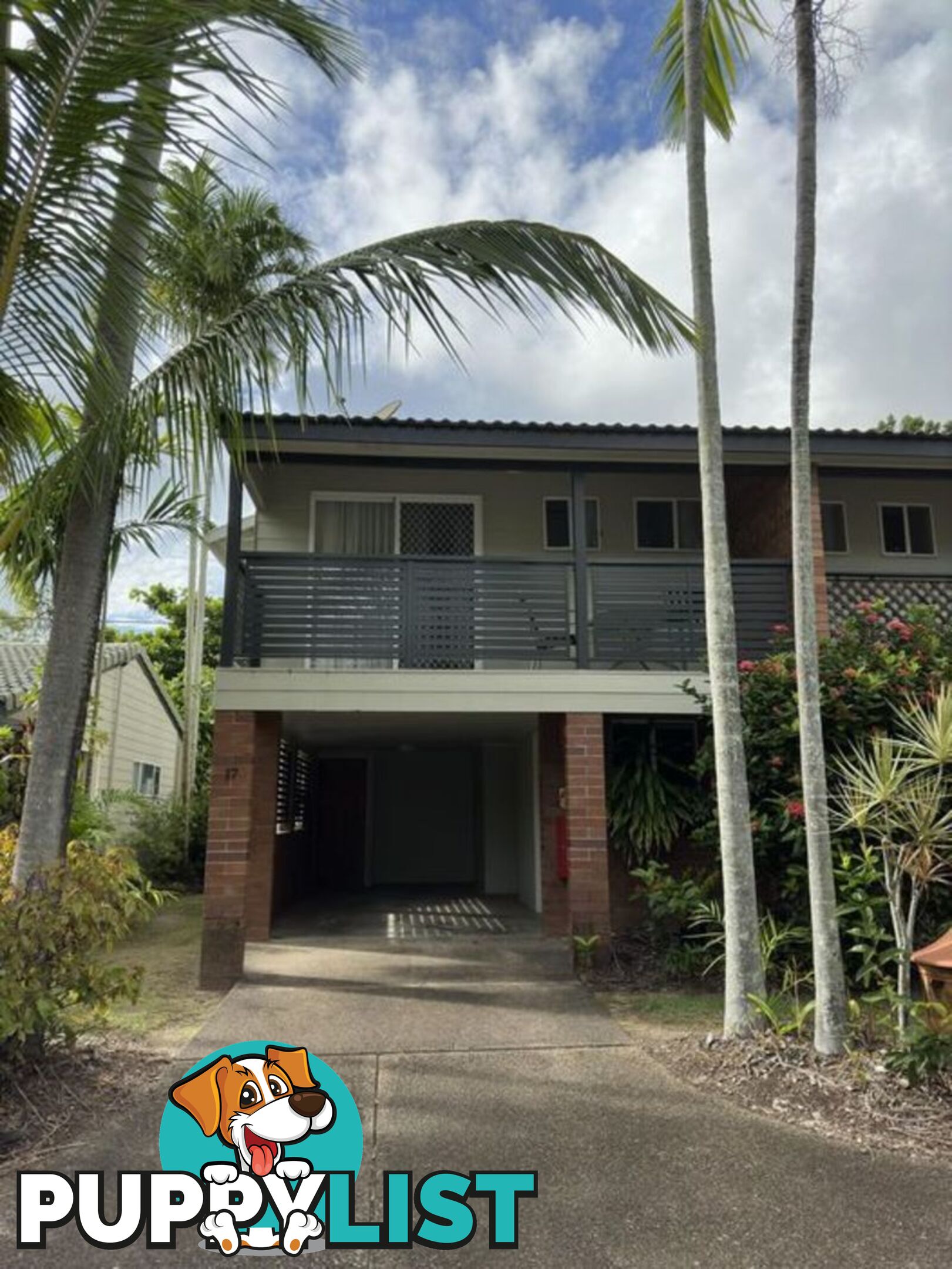 17 26 Bourke BLACKS BEACH QLD 4740