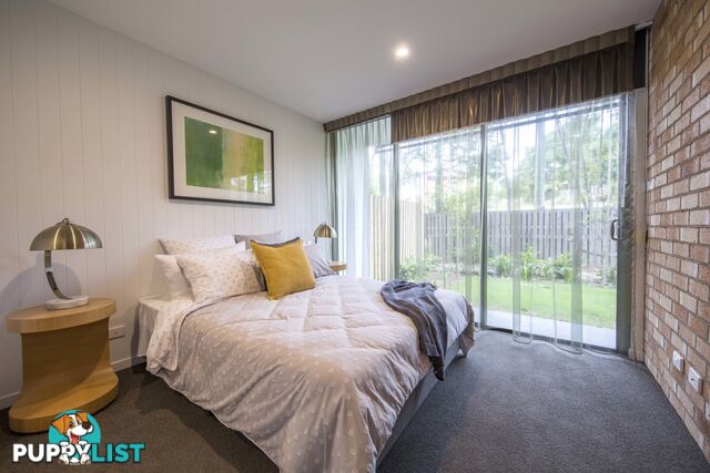 1 Hart Street ASHMORE QLD 4214