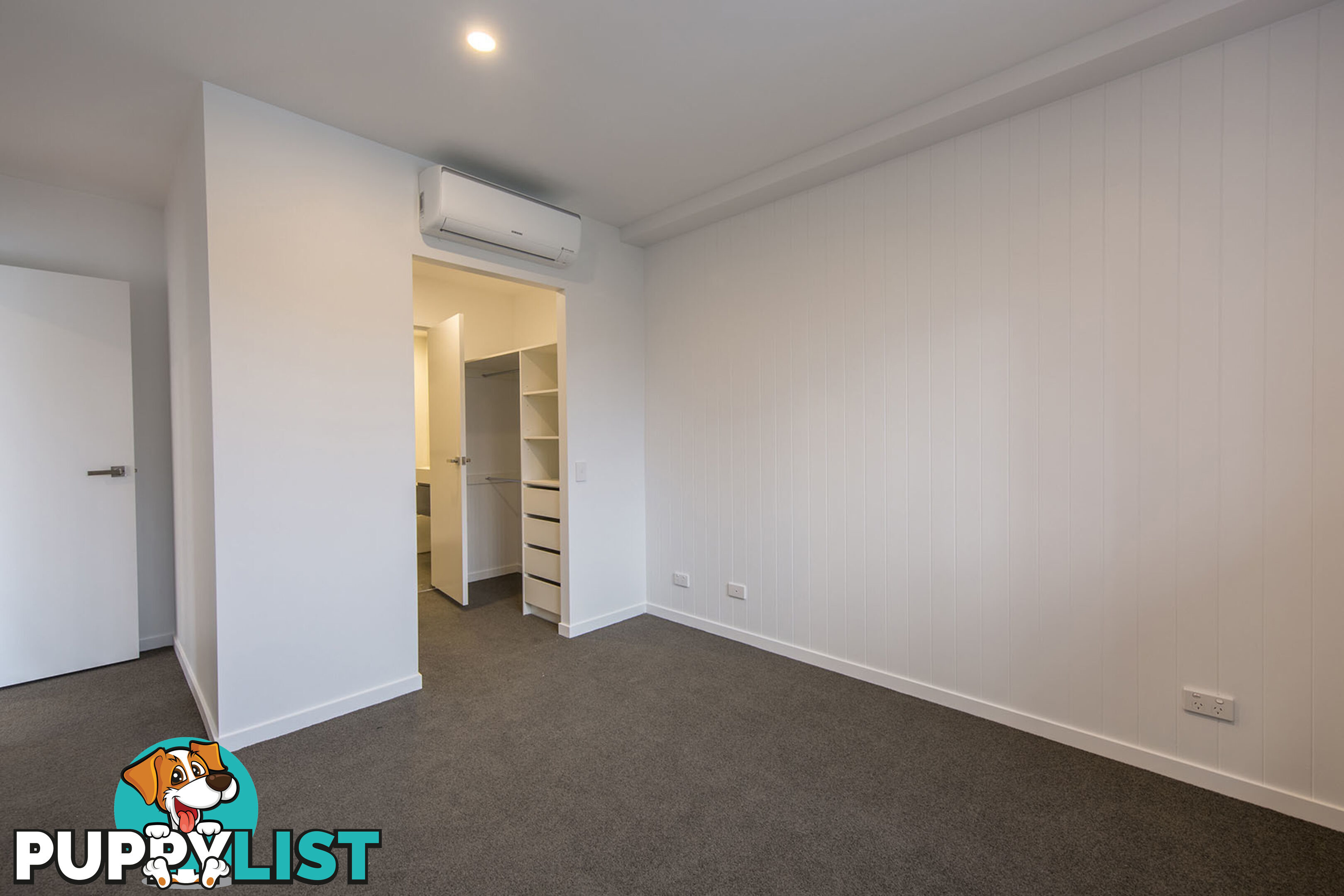 1 Hart Street ASHMORE QLD 4214