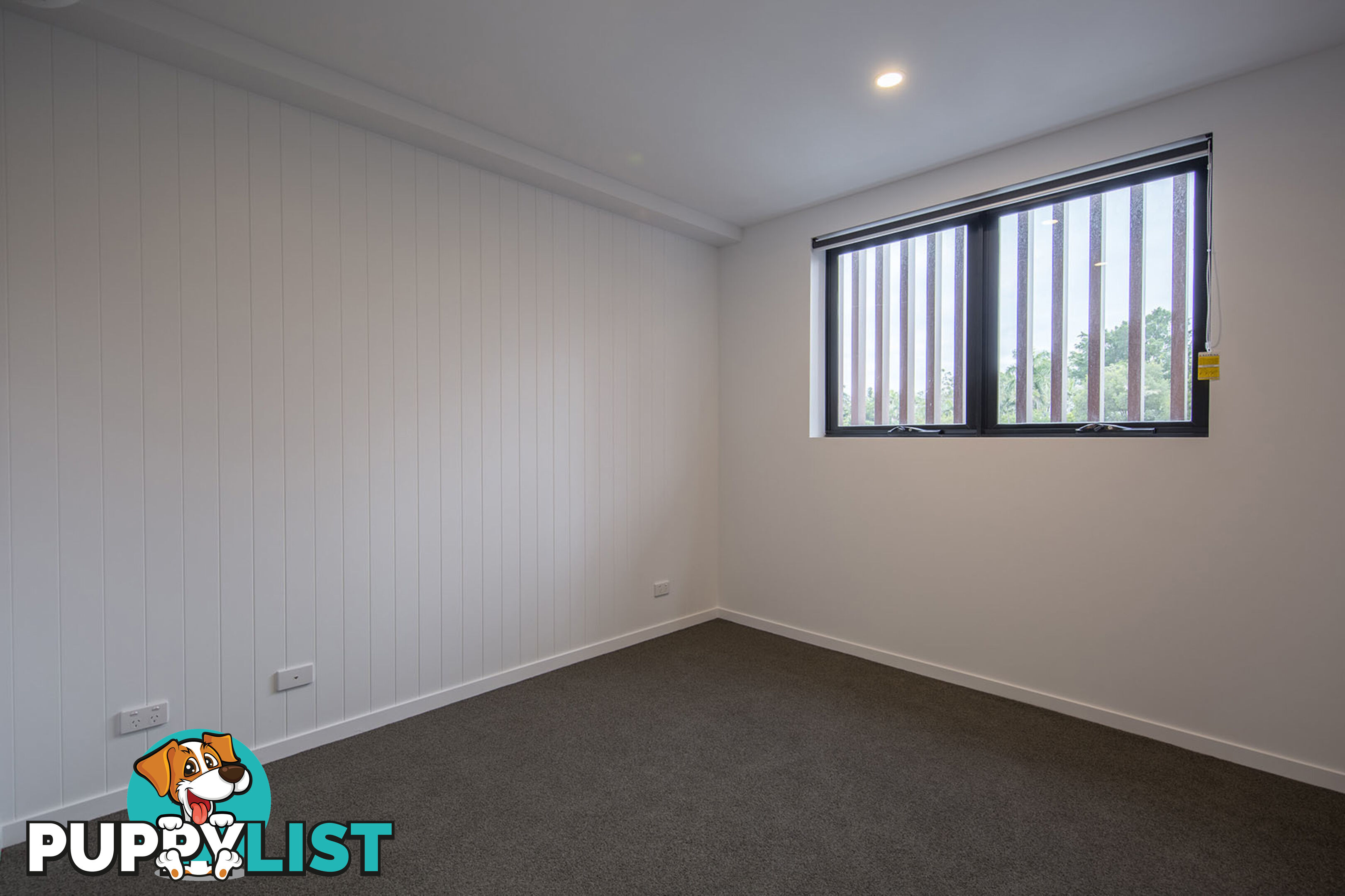 1 Hart Street ASHMORE QLD 4214