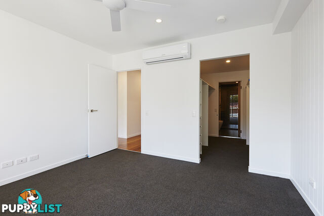 1 Hart Street ASHMORE QLD 4214