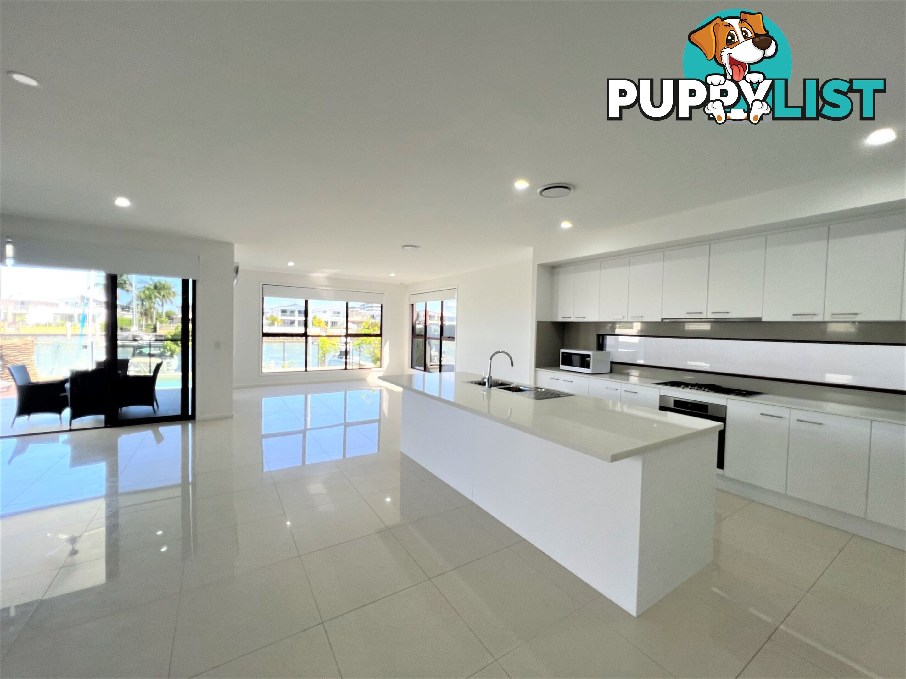 7 Park Cove Boulevard HOPE ISLAND QLD 4212