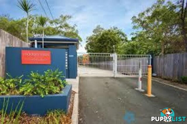 170 Whiting Street LABRADOR QLD 4215