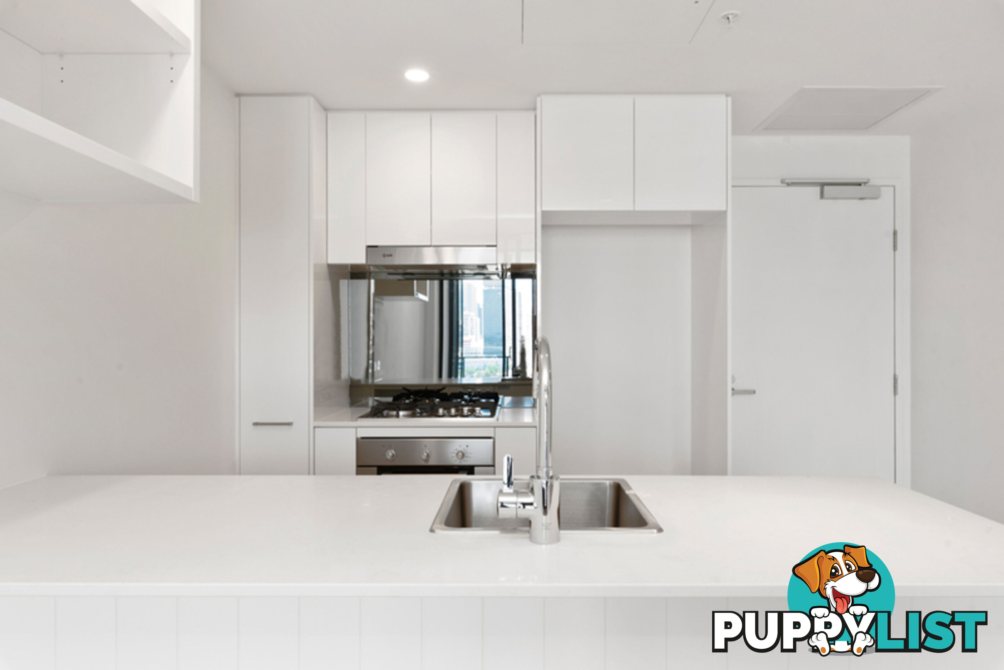 EVE 2807 28 Merivale Street SOUTH BRISBANE QLD 4101